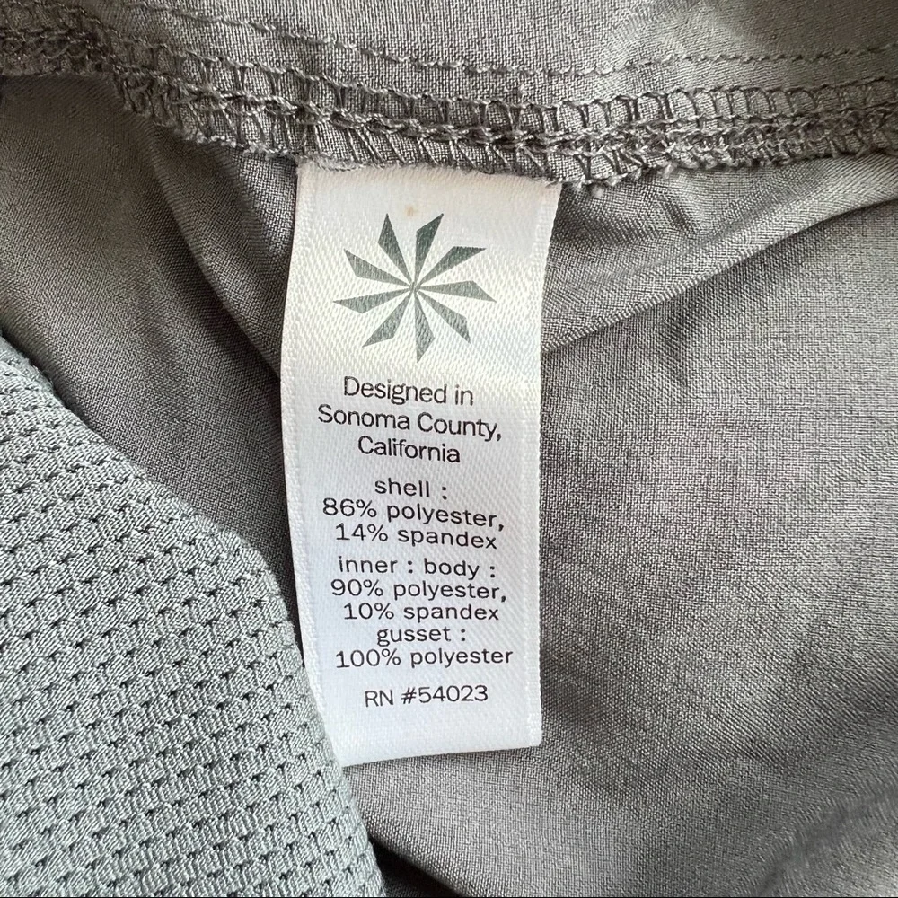 Athleta • Gray Midtown Skort • Size 2 - Picture 6 of 7